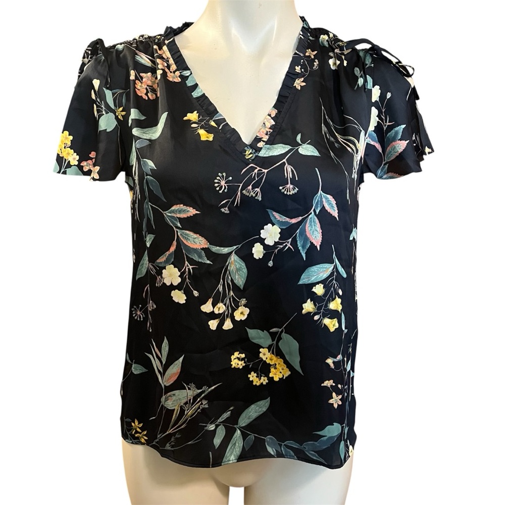 Banana Republic Floral V-Neck Black silky Blouse